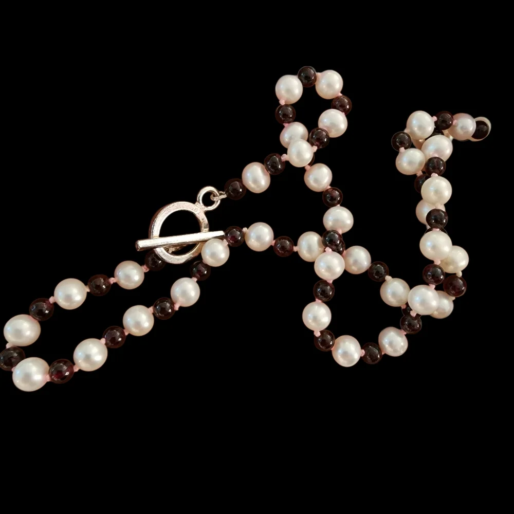 Necklace and bracelet genuine pearls 925 sterling silver garnet hand knotted